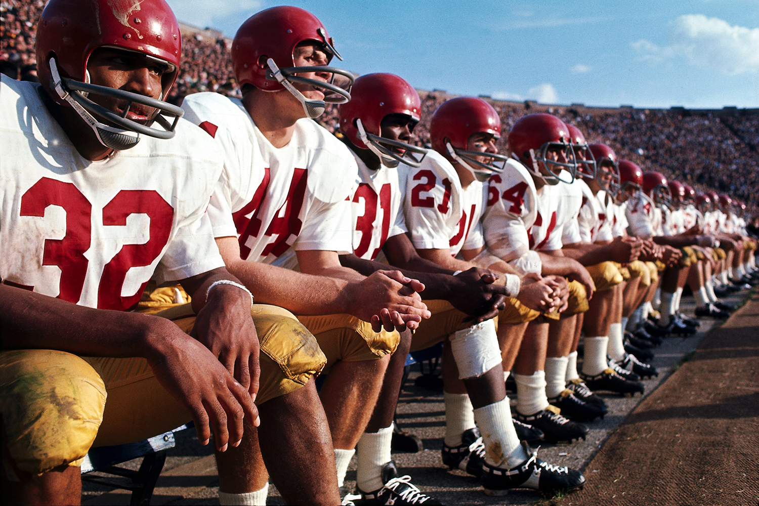RANKED: The 30 Best College Football Teams Of All-Time ...